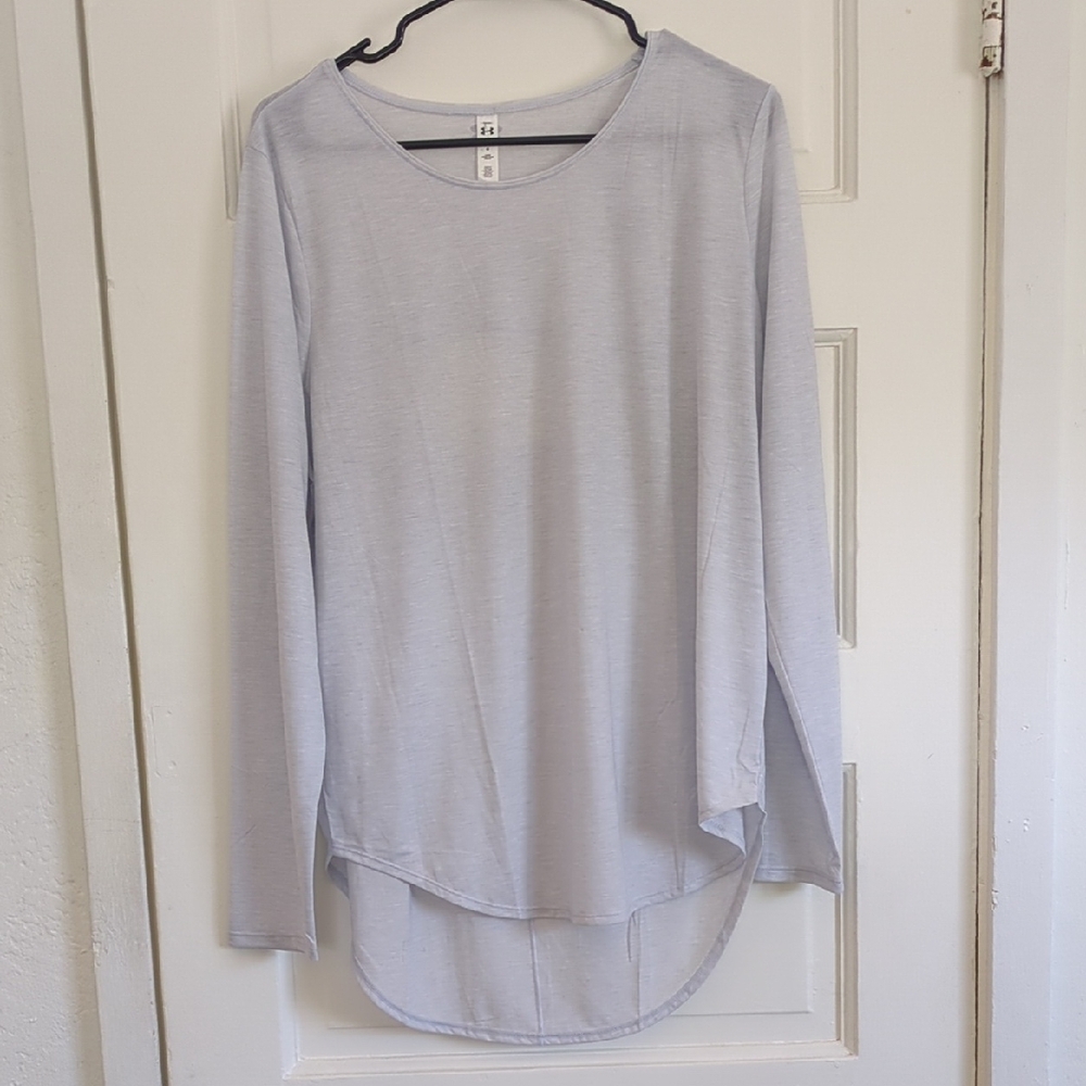 Under Armour Gray Asymmetrical Long Sleeve Blouse